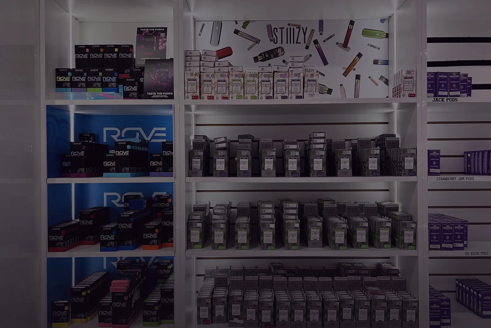 Vapes at Cannasseurs Club, North Hollywood